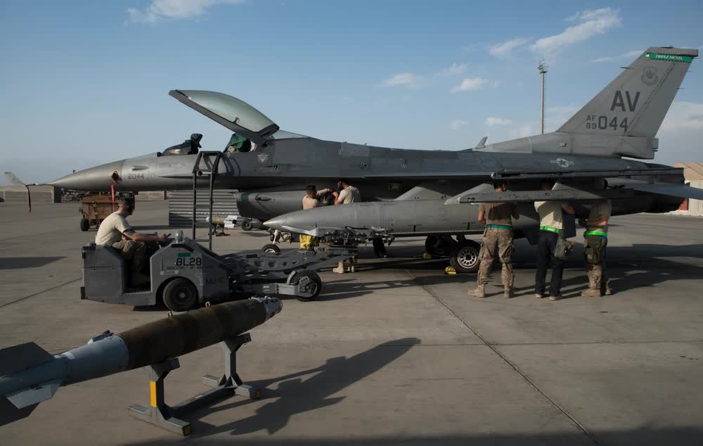 F-16s in Bagram Airfield, Afghanistan