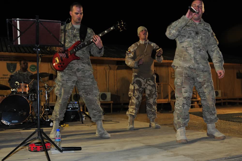 soldiers play music live