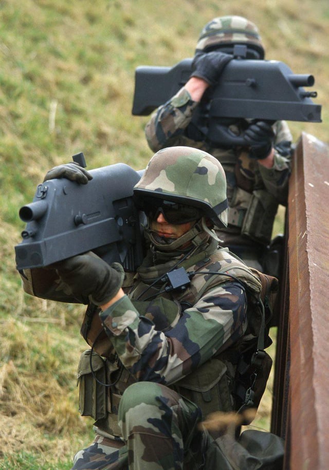 French PAPOP-1 grenade launcher