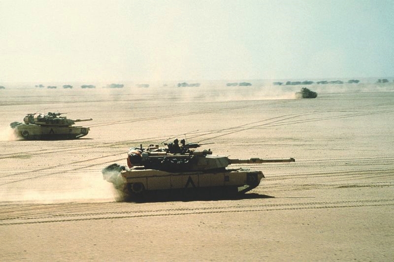 U.S. Abrams tanks in the Gulf