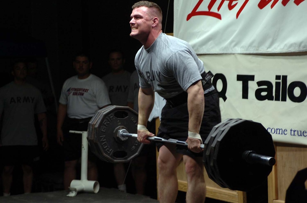 military weightlifting