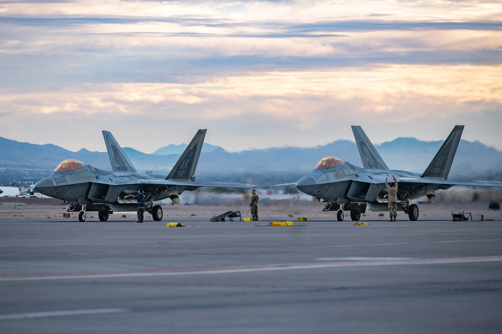 F-22s on airstrip